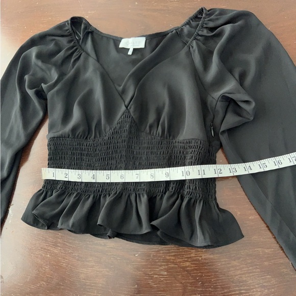 WAYF Smocked Waist Top | black | S - Picture 10 of 13